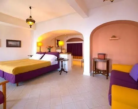 Minerva Hotel 4*